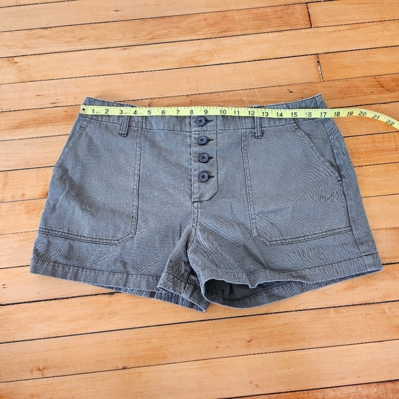 Others Follow Pants - Button up shorts